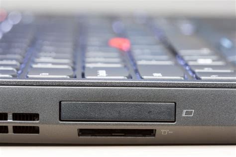 thinkpad sd card slot